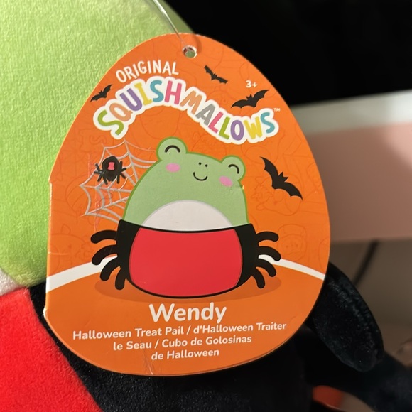 Squishmallows Trick or Treat Halloween Pail - Picture 2 of 5